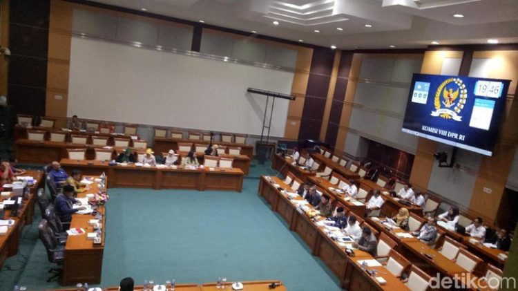 Ini Hasil Rapat Komisi VIII DPR-Menag soal Penipuan Umrah Murah