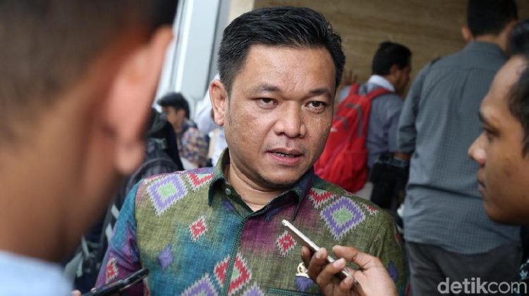 Jokowi Diminta Belajar ke Soeharto, Golkar: Beda Masanya
