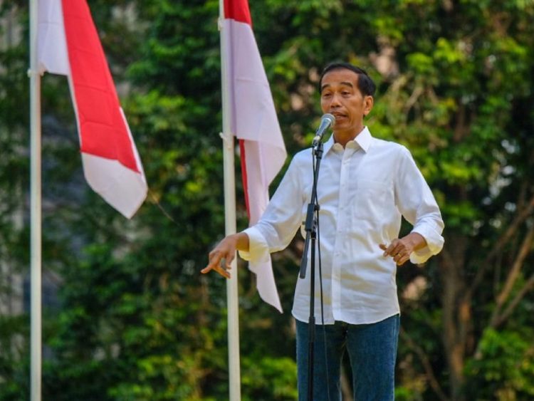 AHY Bilang Rakyat Rindu Program SBY, TKN: Jokowi Perbaiki Bansos