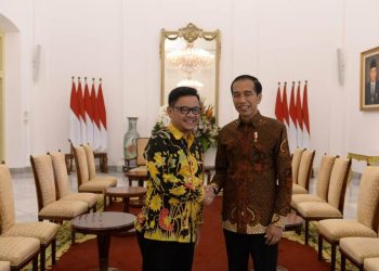 Bersama Ketua Umum Partai GOLKAR Bertemu Denga Presiden Jokowi