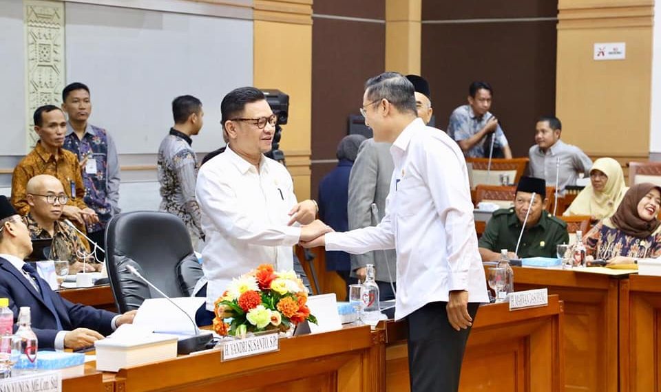 Ace Hasan Tantang Kemensos Turunkan Angka Kemiskinan