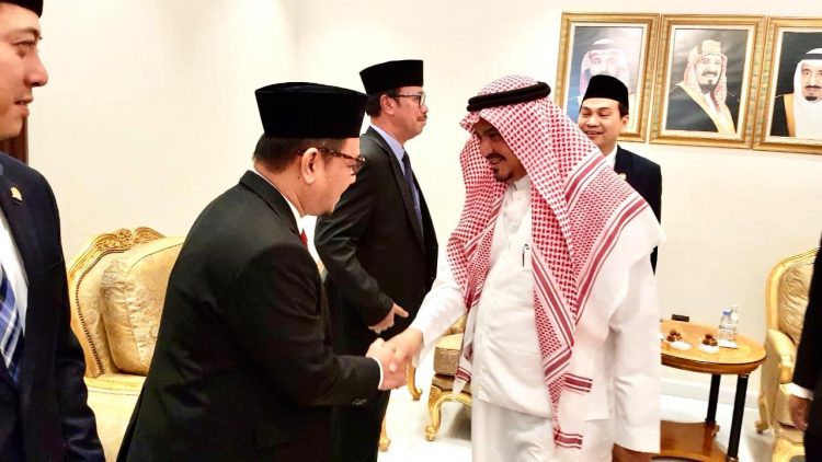 DPR RI Bertemu Menteri Haji Arab Saudi Membahas Kuota Haji Indonesia