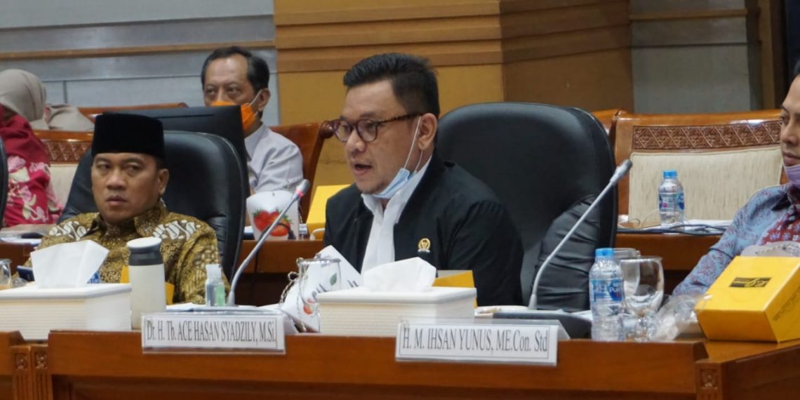 Bahas Anggaran Kemensos Tahun 2021, Ace Hasan Desak Pemerintah Perbaiki Data Kemiskinan