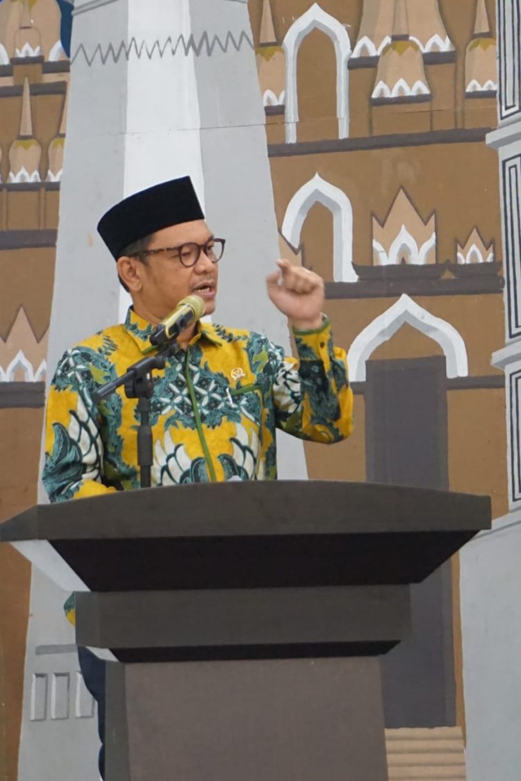 Ace Hasan: Alumni Pesantren Harus Punya Kepercayaan Diri