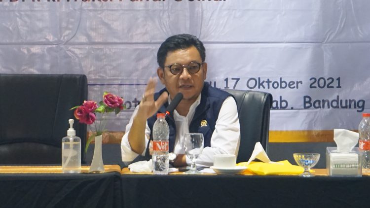 “Ngawangkong Sareng Pak Dewan”, Ini yang Dikatakan Ace Hasan Soal Perlindungan Anak di Indonesia