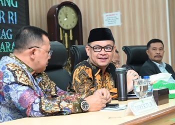 Pastikan Pelayanan Haji Terbaik, Kang Ace Datangi Kantor Kemenag Jabar