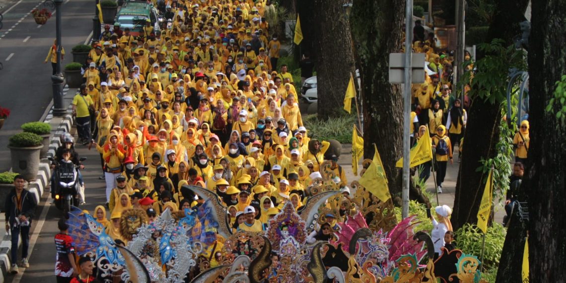 Jabar Menguning, 138 Ribu Warga Ikuti Jalan Sehat Hut Partai Golkar ke-58