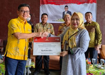 Kemensos Salurkan Bantuan ATENSI untuk 120 Warga di Bandung Barat