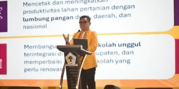 Buka Konsolidasi Golkar Jabar, Kang Ace Pimpin Doa untuk Korban Bencana Sumatra